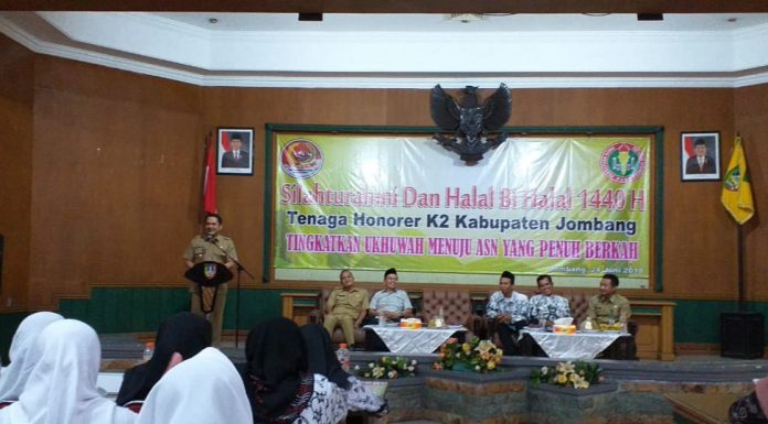Wabup Sumrambah Halal Bi Halal Bersama Tenaga Honorer K2