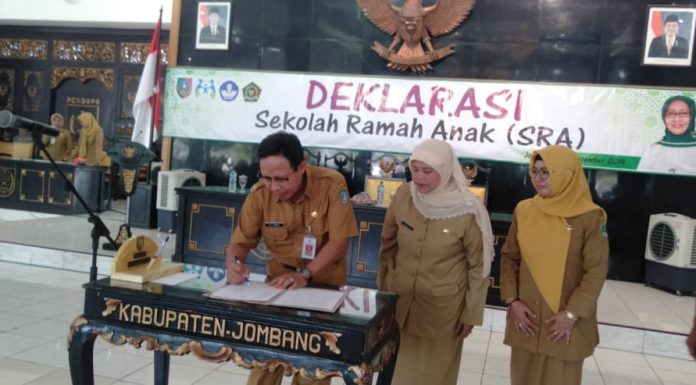 Pembacaan dan Penandatanganan Deklarasi Sekolah Ramah Anak