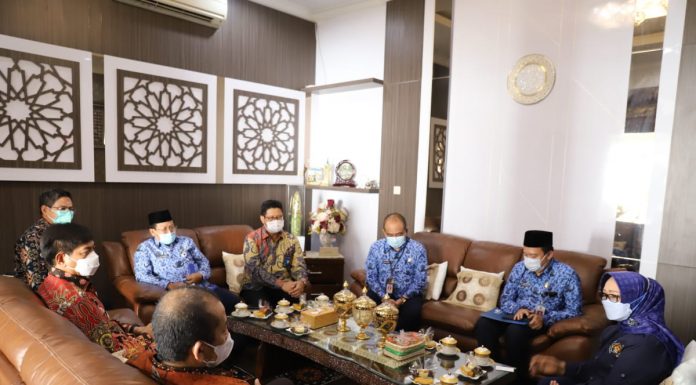Pimpinan BNI Kanwil Surabaya Lakukan Kunjungan Kerja ke Bupati Jombang