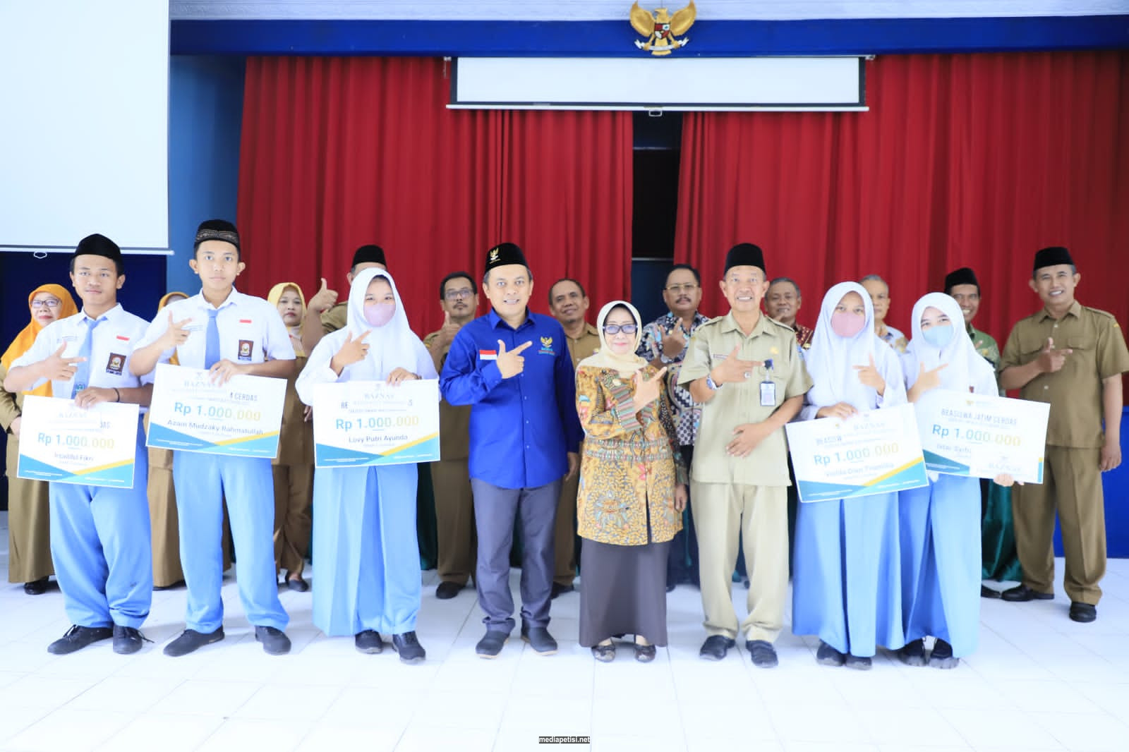 upload_6316f915270f68a40b958473802b4597