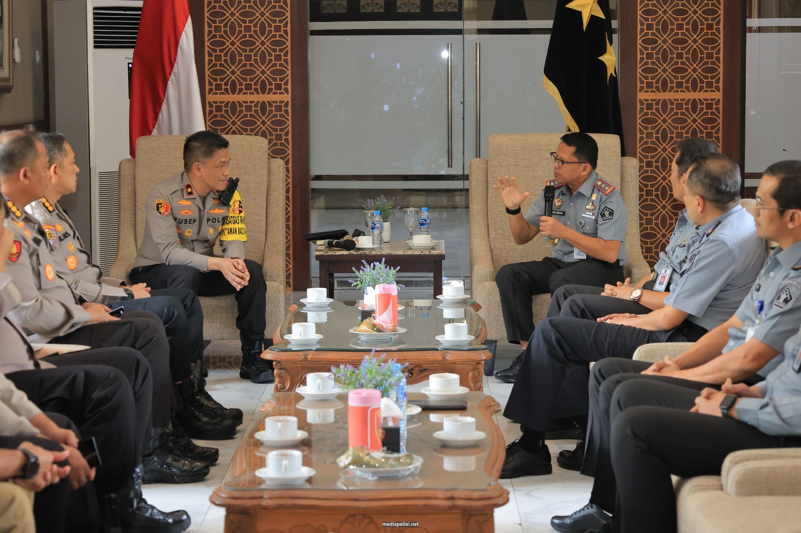 91aa6f36990cea8fcc49c47f2438748e53dfc90b7c1b8c581b3f87a56ea5992f.0