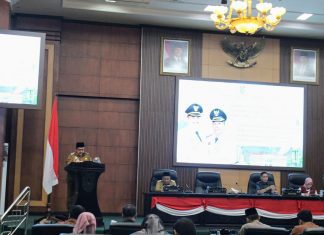 Bupati Jombang Sampaikan Jawaban atas PU Fraksi DPRD Tentang Raperda RPJMD 2025-2029