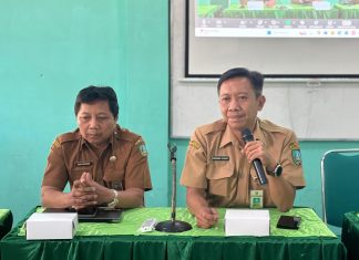 Disdikbud Jombang Beri Bimtek Penguatan Literasi dan Numerasi Bagi Guru SD