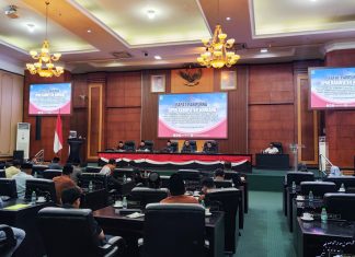 Fraksi-fraksi DPRD Jombang Beri Masukan Pemerintah Daerah Terkait Perubahan Perda PDRD