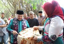 Wastra Alami Tanda Dimulainya Rangkaian HUT Pemerintah Kabupaten Jombang ke 115