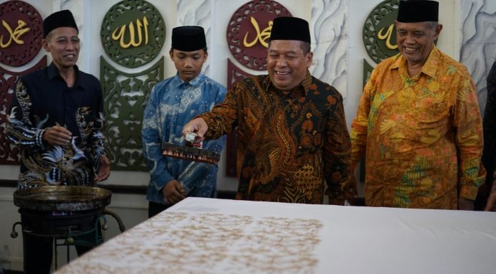 Wakil Bupati Salmanudin Apresiasi Hasil Karya Siswa SMP Al-Furqon Madrasatul Qur’an Tebuireng