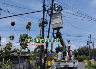 Tingkatkan Layanan PJU, Dishub Jombang Terus Lakukan Pemeliharaan dan Perbaikan Rutin