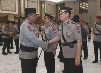 28 Pejabat Utama dan Kapolres Jajaran Polda Jatim Serah Terima Jabatan