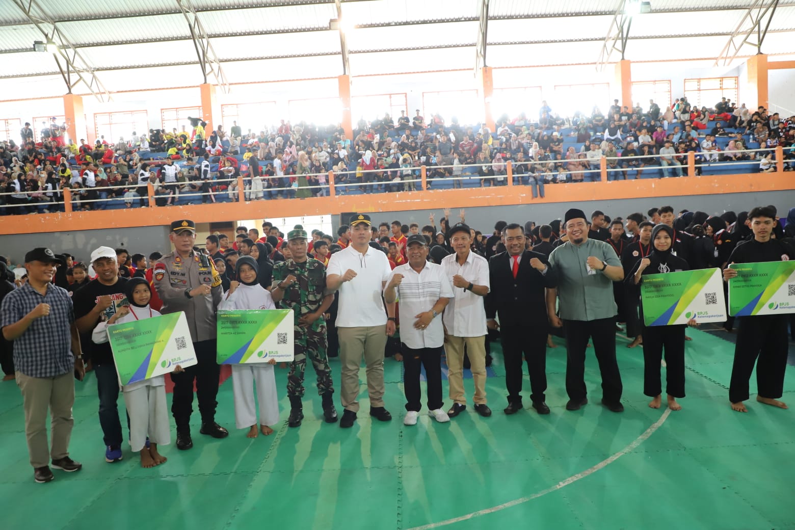 2RWZQcE3bWeDGCV8GKrJiDhqhcf0NWsCBMtC1F02