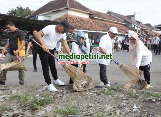 Peringati Hari Lingkungan Hidup Sedunia di Jombang, Pemkab Gerakkan Warga Aksi Bersih Sampah